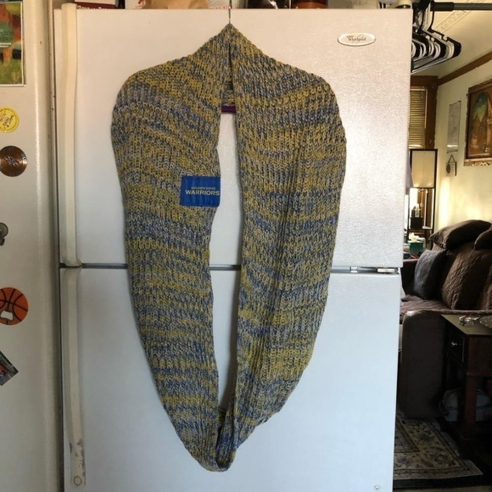 Knit Infinity Scarf - Picture 4 of 4